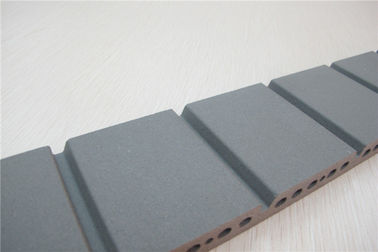 China Materiales de la pared exterior del gris, materiales externos acanalados del acabamiento de la pared  fábrica